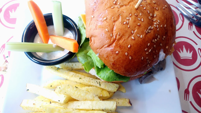 Opinii despre El Rey Food & Grill în Latacunga - Gastronomía y hostelería