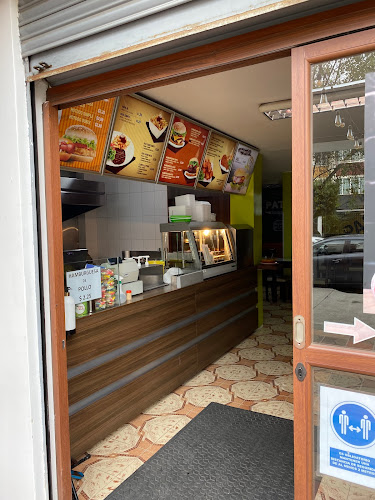 P9J8+XP7, Víctor Hugo, Ambato 180103