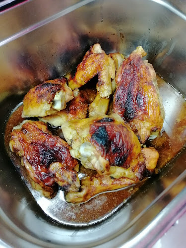 La Sazón de Mami Janny - Comidas Criollas y Asados - Naranjito