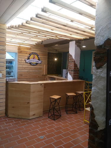 Opinii despre Seafood Juancho de Salinas în Loja - Gastronomía y hostelería