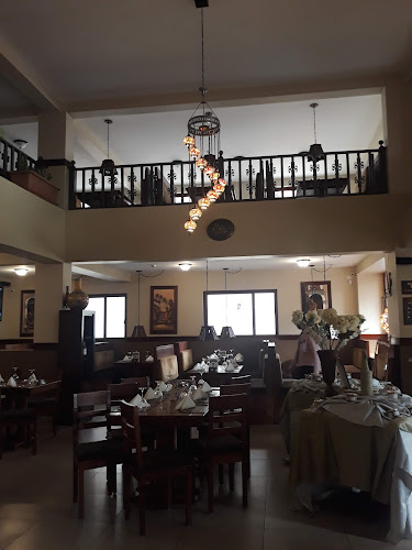 Ali's Parrilladas & Pizzeria - Latacunga