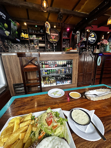 La Taberna Bar&Grill Otavalo - Gastronomía y hostelería