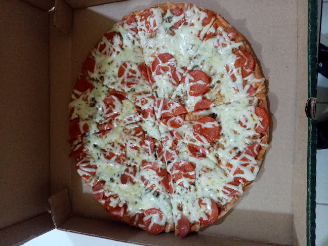 Rica pizza - Gastronomía y hostelería