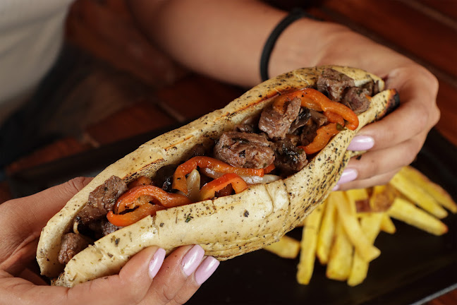 Av. Carlos Luis Plaza Dañin, Guayaquil 090510