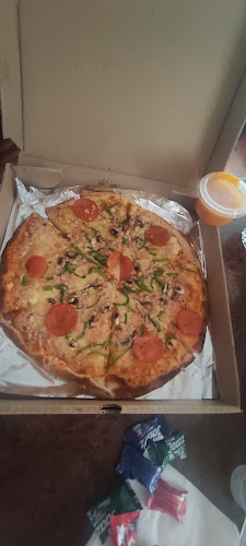 Comentarii opinii despre Roy's Pizzería - QUITO