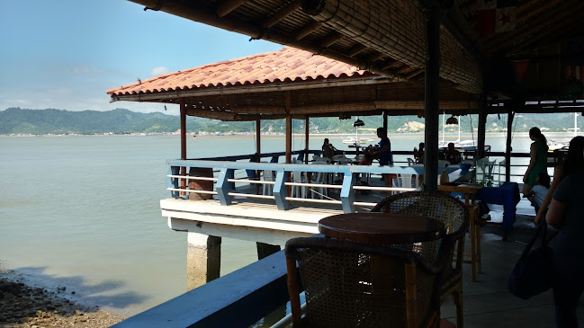 Comentarii opinii despre Puerto Amistad Marina