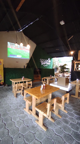 Social Garden "La Jampa" - Gastronomía y hostelería