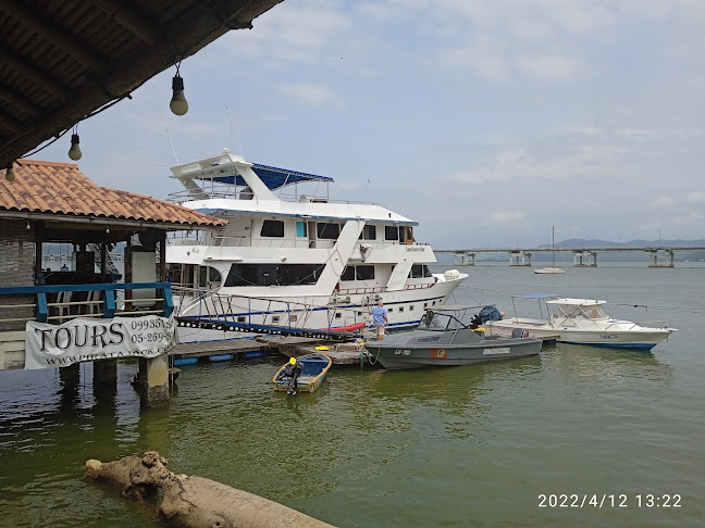 Puerto Amistad Marina - Bahía de Caráquez