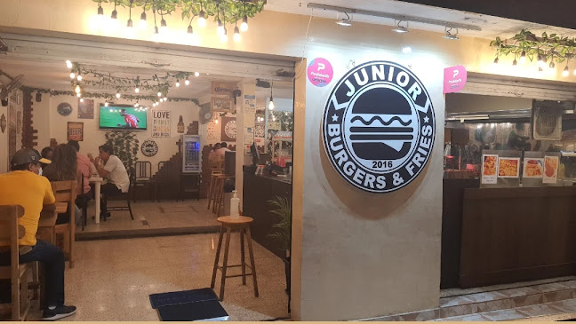 Junior Burgers & Fries