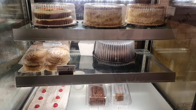 Cossiori Café - Pastelería - Velasco Ibarra