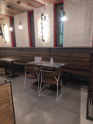 V33P+PHG Paradero Alimentador Centro Comercial Saibaba, Guayaquil 090501