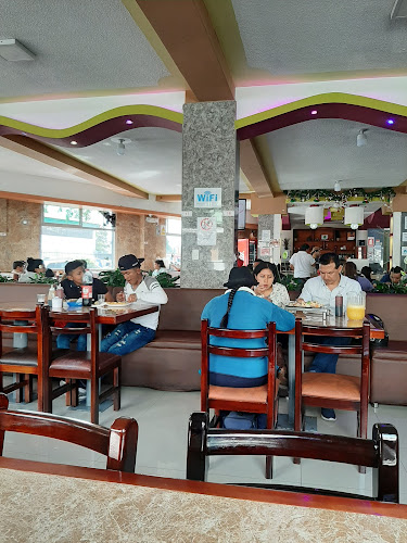 Av. Teodoro Goméz de la Torre 4-42 y, Ibarra 100150