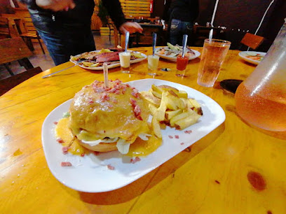 RESTAURANTE CARNÍVOROS//GRILL AND LOUNGE