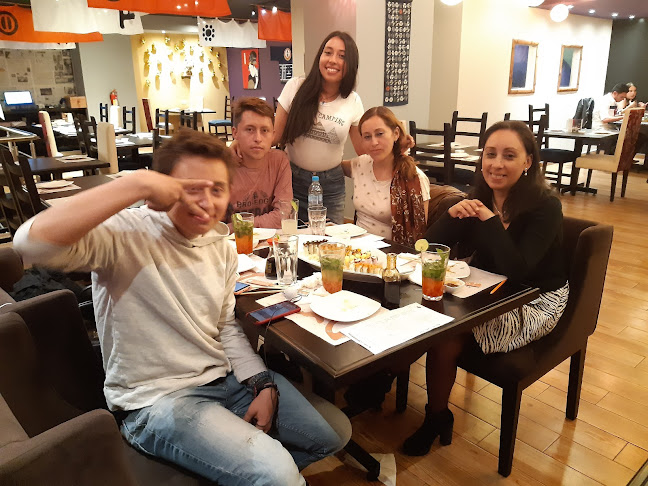 Maki Sushi Bar - Gastronomía y hostelería