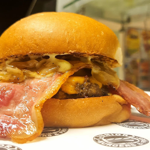 Comentarii opinii despre Junior Burgers & Fries