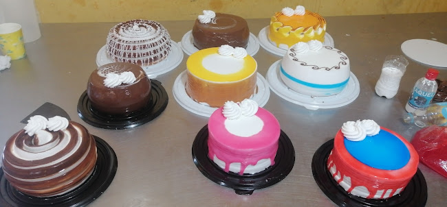 Opinii despre Panadería y pastelería "El sabor Pillareño" în Francisco de Orellana - Gastronomía y hostelería