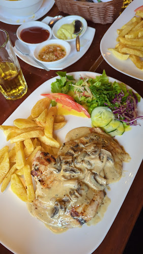 Comentarii opinii despre BRUNELI PARRILLADAS Y PIZZAS