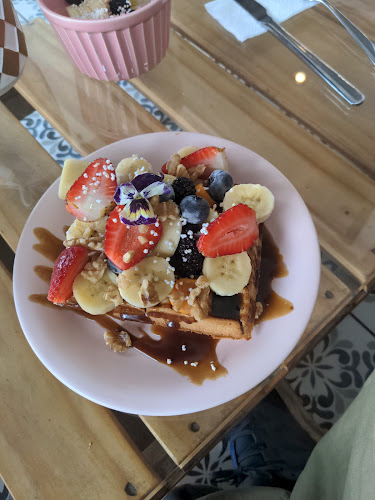 Alfonso Moreno Mora 2-42, Cuenca 010203