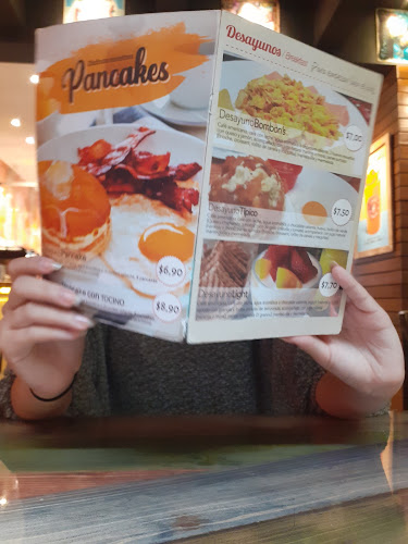 Opinii despre Bombons Coffee Shop - Urdesa în Guayaquil - Gastronomía y hostelería