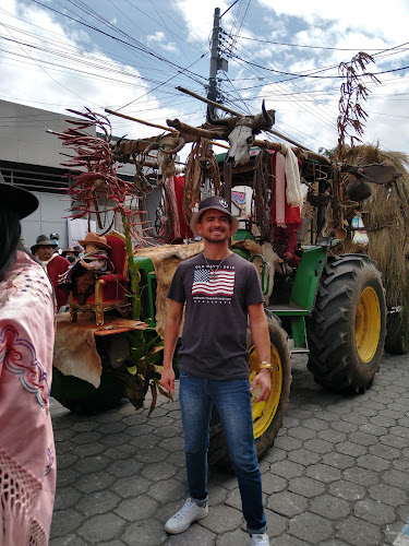 FCMJ+VXJ, Unnamed Road, Machachi