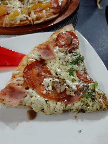 Cafetería Pizzería El Sendero - Cotacachi