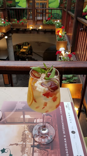 Opinii despre La Vid Restaurante în Quito - Gastronomía y hostelería