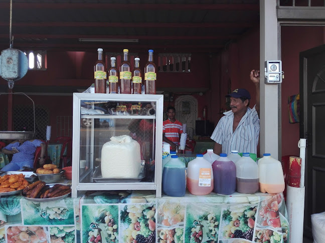 Opinii despre La T Daule în Salitre - Gastronomía y hostelería