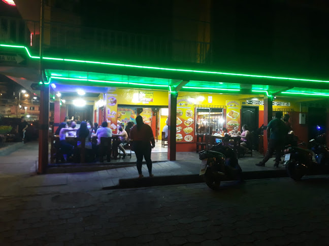 Opinii despre Adrian's Burguer în La Troncal - Gastronomía y hostelería