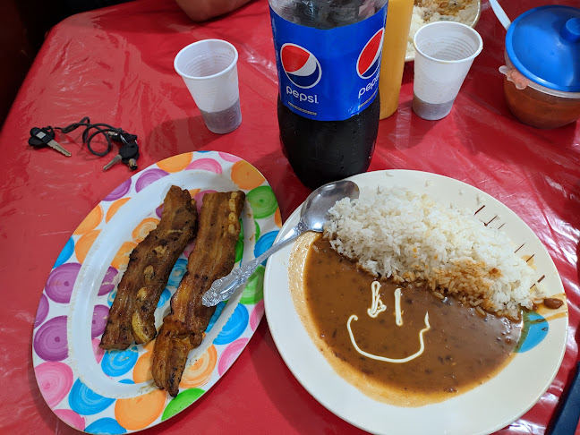 Opinii despre Restaurante Tia Juanita în Durán - Gastronomía y hostelería