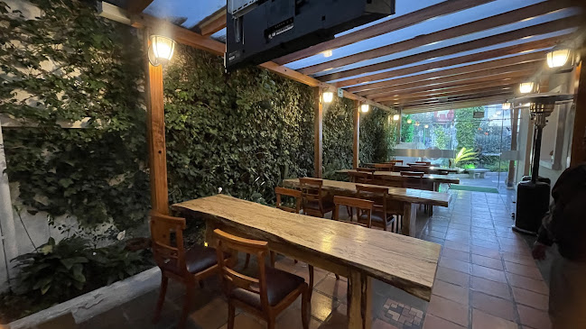 Andalucía N24-151, Quito 170517