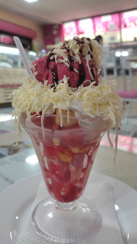 XHR3+R58, Av Equinoccial, Quito 230150