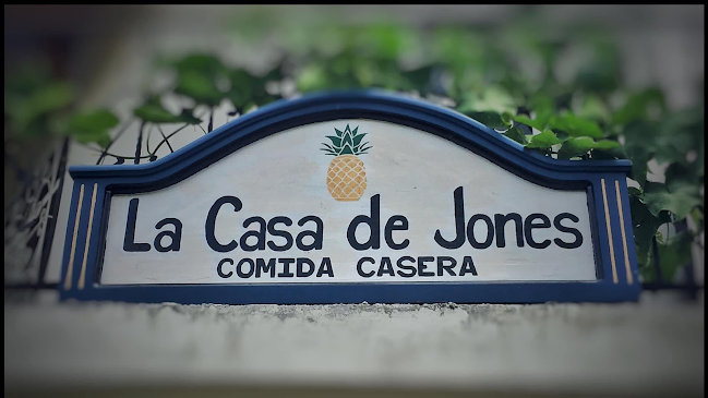 Los Jones ~ Comida Casera - Vilcabamba