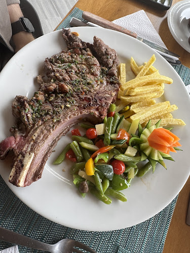 Opinii despre Puerto Lago Lago San Pablo în San Rafael de la Laguna - Gastronomía y hostelería