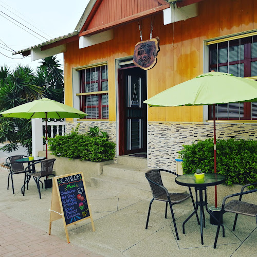 Opinii despre Carlof Bar Cafetería în Ancón - Gastronomía y hostelería