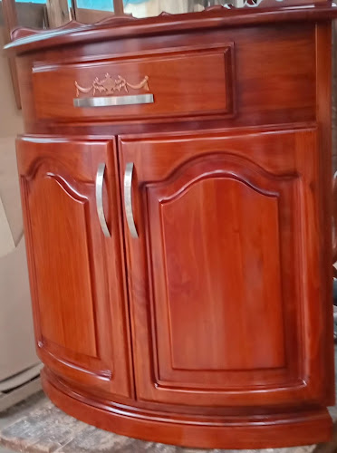 Juan Larrea Guerrero &, Cuenca