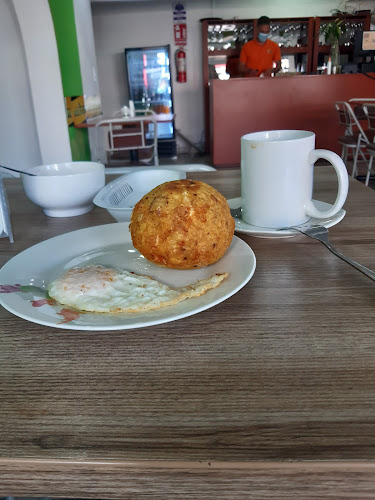 Cafeteria y Restaurante Bolivar - Quito