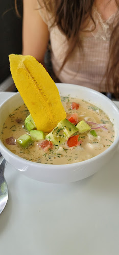 RG39+RGP, Av. Paúl Rivet, Quito 170517