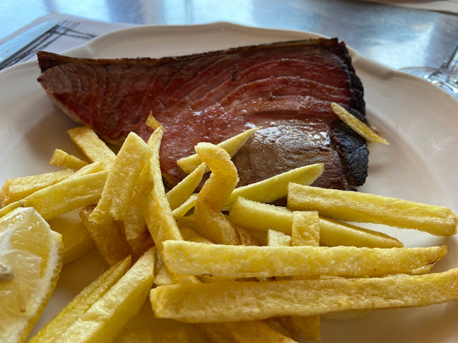 Restaurante Delfín Dorado - Zumbi