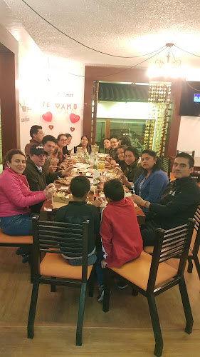 sector la pileta, C. Victor Vivar, Loja