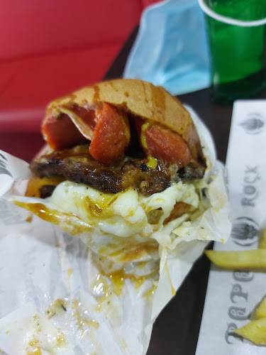 Papas Rock Sport Burger & Grill - Gastronomía y hostelería