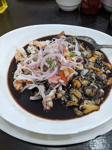RESTAURANTE PICANTERIA PIGUARI - Machala
