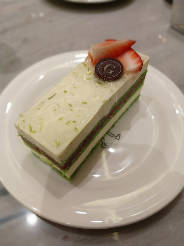 Centro Comercial Alhambra Shopping, Av. Samborondón 5, Samborondón 092301