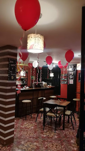 Víctor Hugo, Ambato 180103, Ecuador