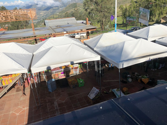 MERCADO PARROQUIAL "EL ORIENTE" - Gualaceo