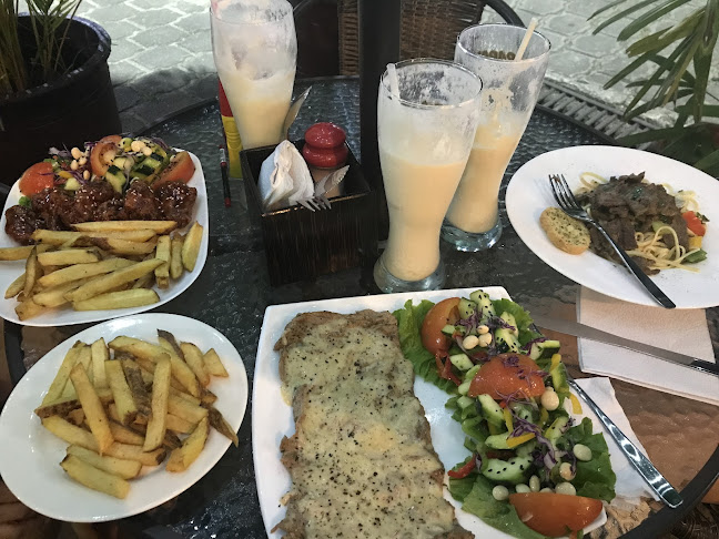 PAPAKUNA CAFÉ RESTAURANT - Puerto Misahuallí