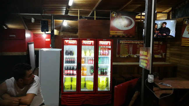 Las hamburguesas de la Plaza Roja - Puyo