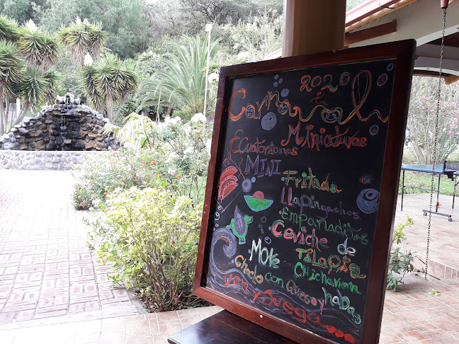 medio. A 300 metros del puente del Río Pisque (a 5 minutos de Guayllabamba, vía a Tabacundo Km 22 y, Tocachi