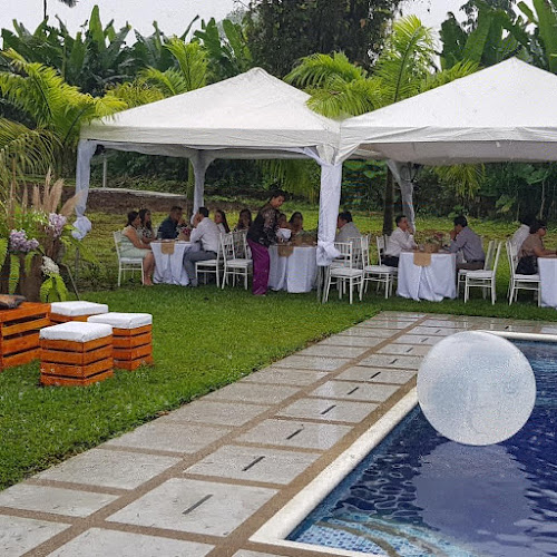 Opinii despre Como En Casa Buffet în Guayaquil - Gastronomía y hostelería