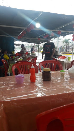Comedor Y Parrilladas "Guayaquil" - Arenillas