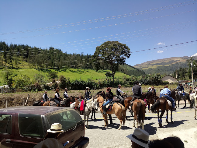 Parroquia de Nono, Calle el ejido 53, Quito